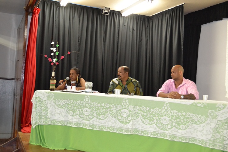 No dia 13 de novembro, aconteceu um debate com o tema "Africanidades e Brasilidades".