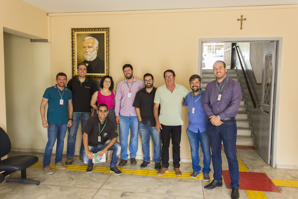Comitiva do IF de Mato Grosso do Sul é recebido por servidores do Campus Inconfidentes. (Foto: Cesar Neves)