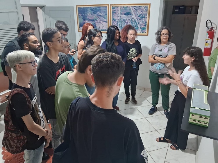 Publico prestigia exposição dos 108 anos do IFSULDEMINAS - Campus Inconfidentes (Foto: Ascom)